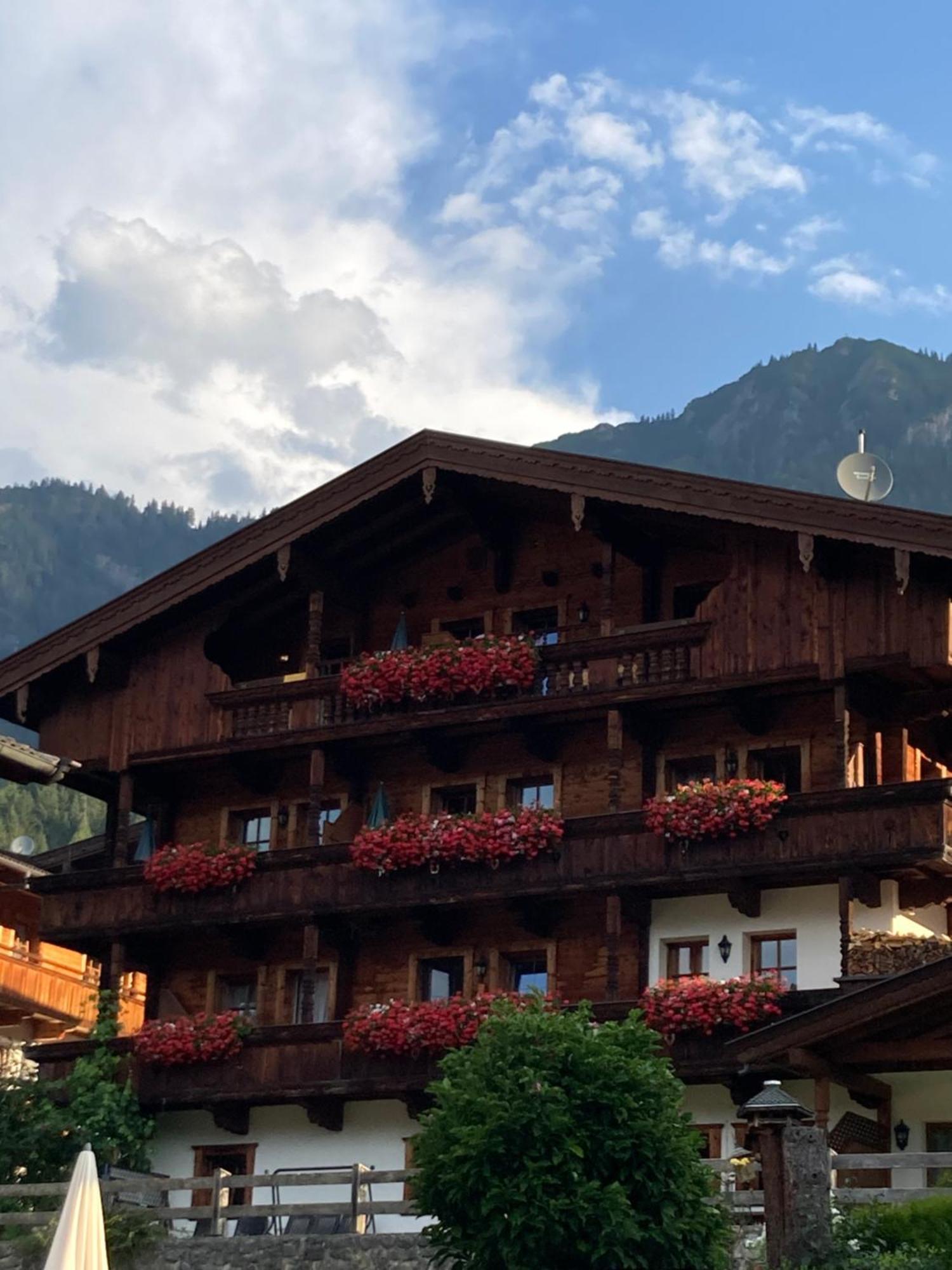 Apartment Aparthaus Hubertus Alpbach