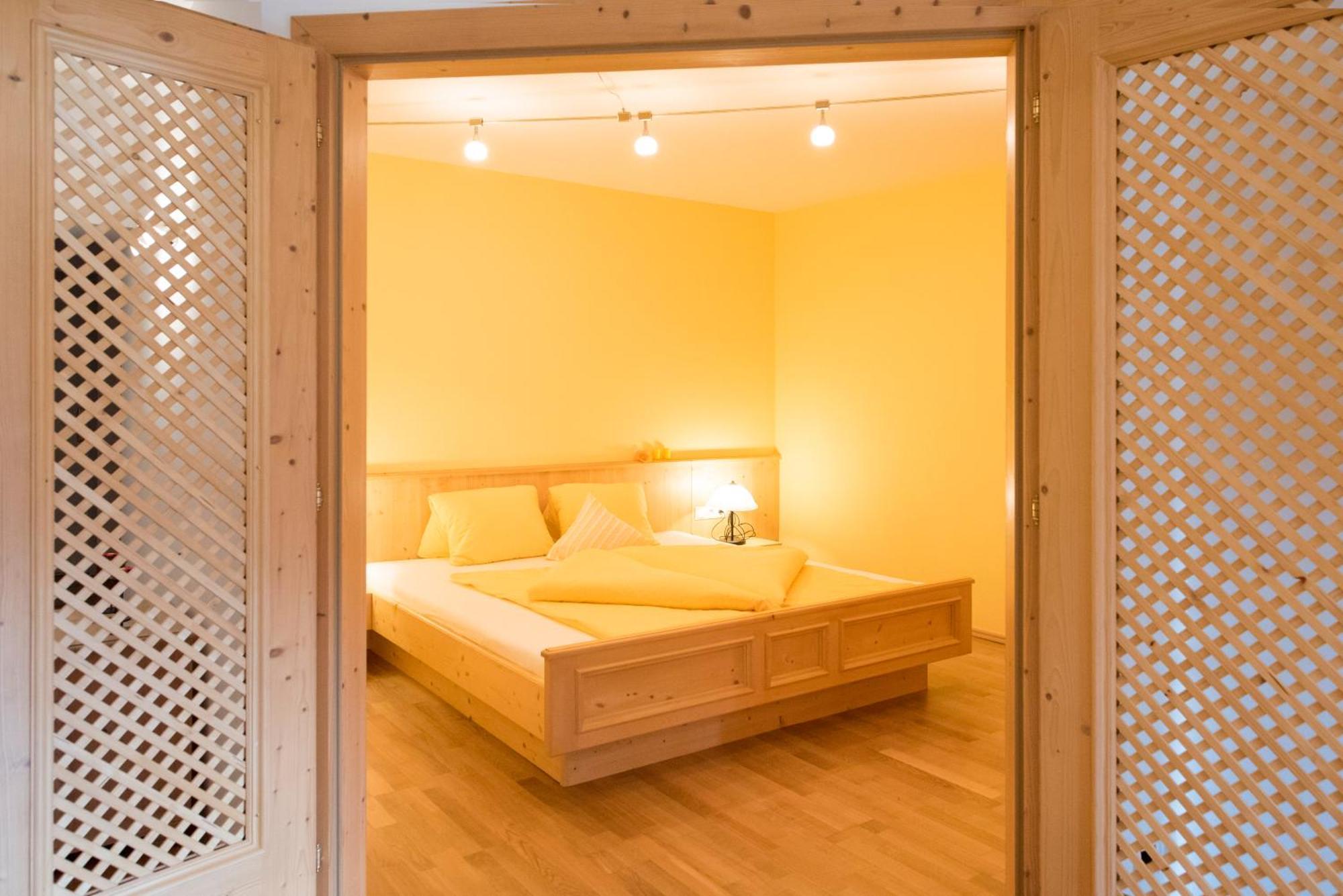 Apartment Aparthaus Hubertus